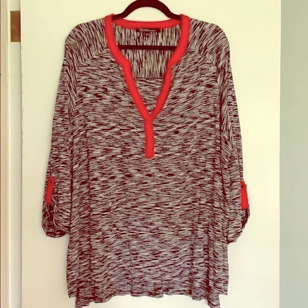 Cupio 3X soft tunic with contrast trim